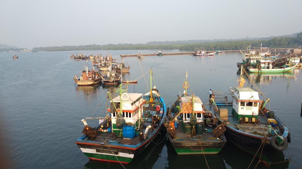 Samarth Atc-Beach Home Stay Ratnāgiri Exteriér fotografie